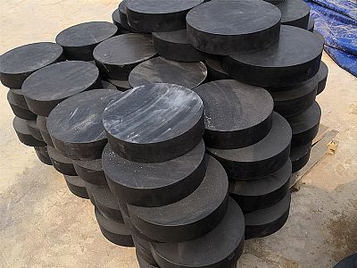 涞源县板式橡胶支座由若干层橡胶片与薄钢板经加压硫化